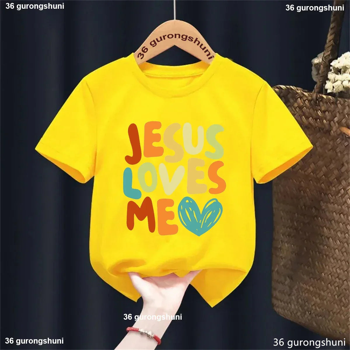 Jesus Loves Me Letter - T-shirt Kids - Messiah Wear