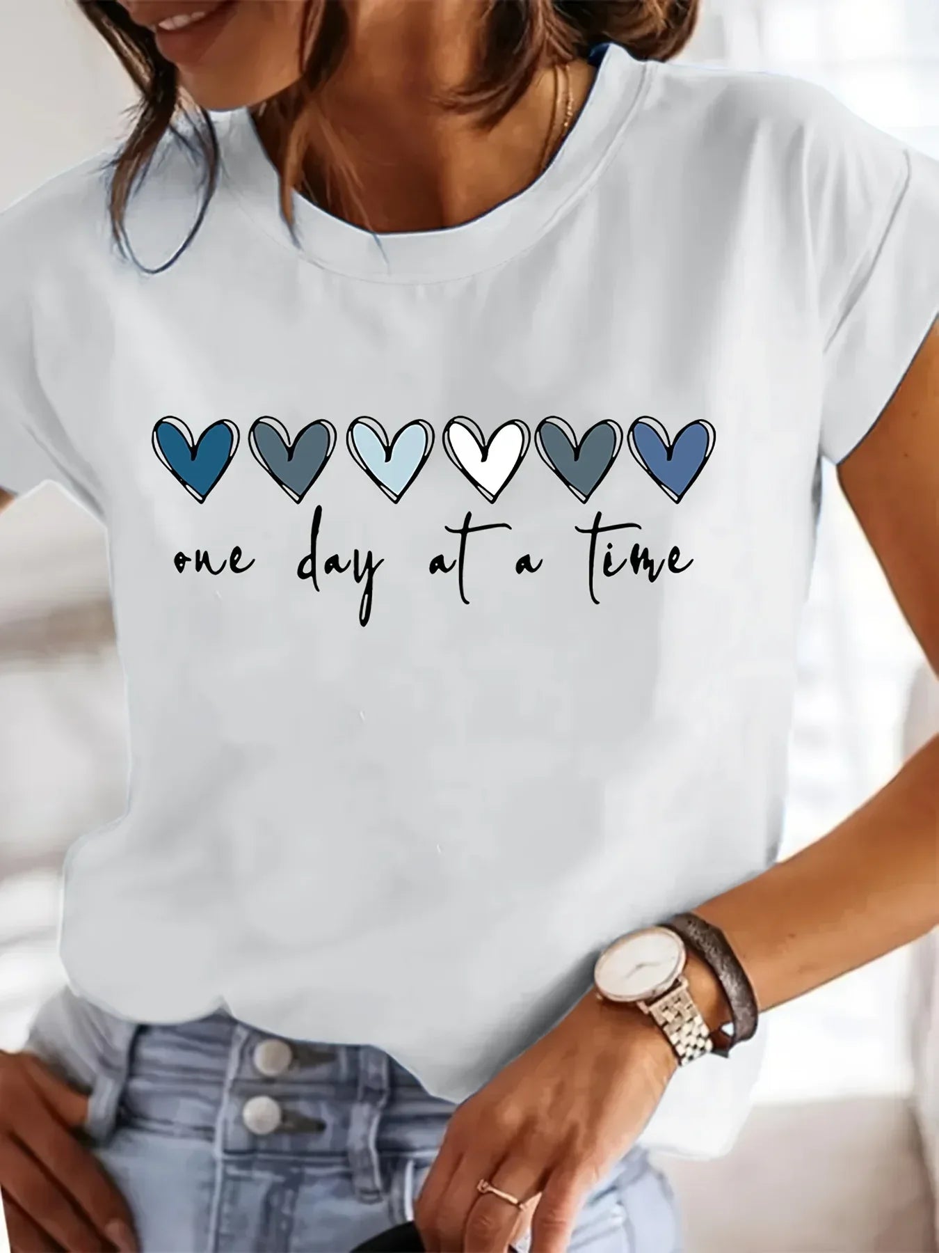 Women's "One Day at a Time" Tee - Messiah Wear