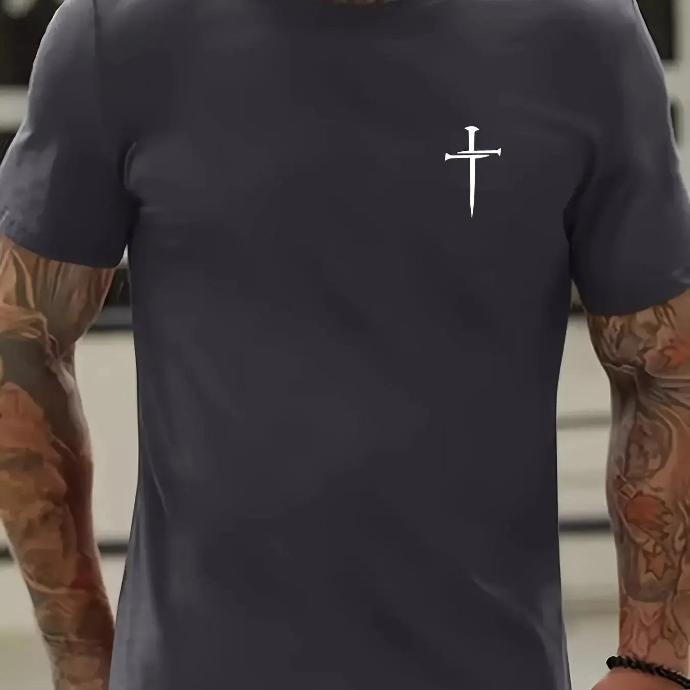 Men's Oversized "Faith Cross" Tee - Messiah Wear