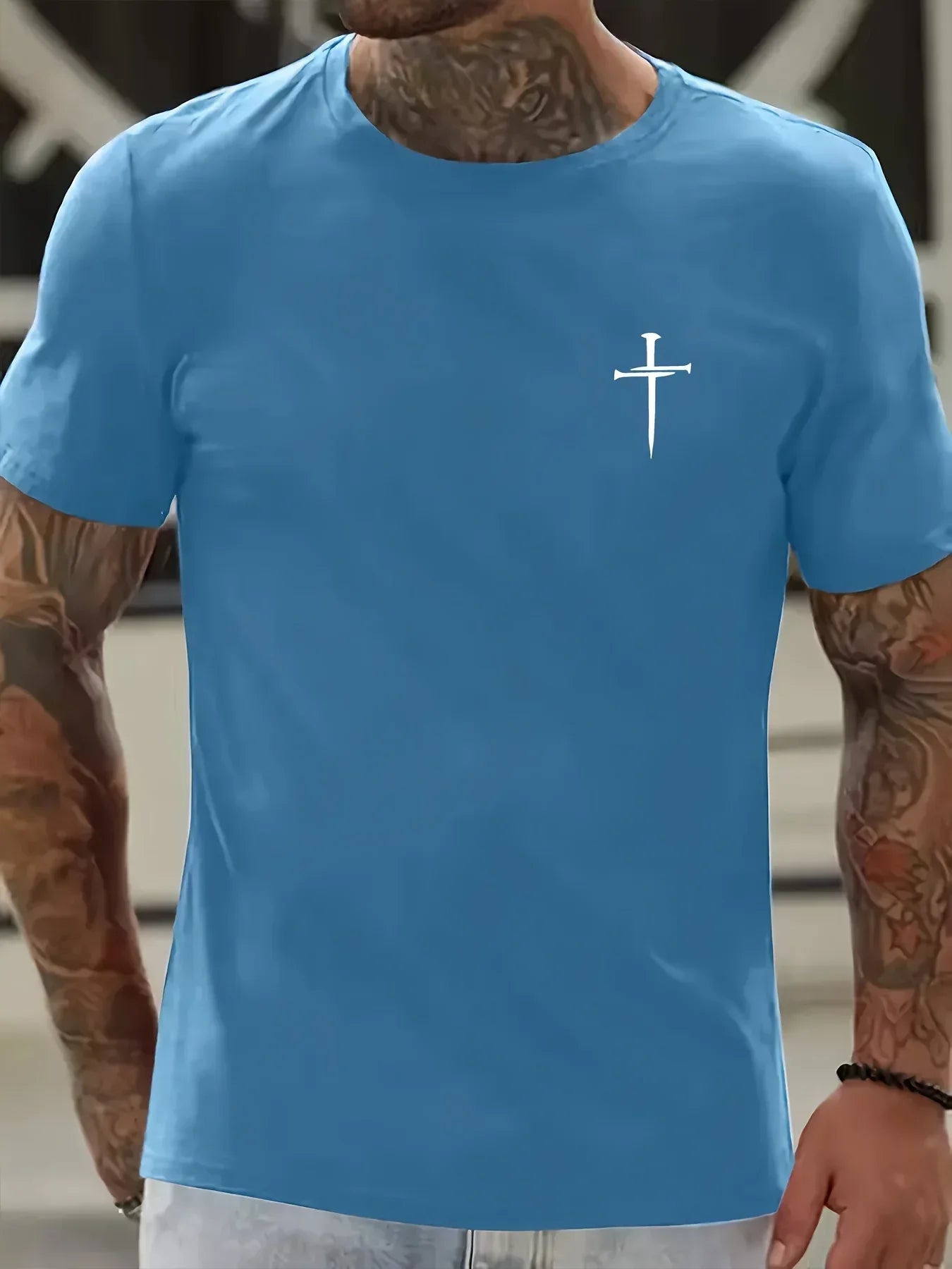 Men's Oversized "Faith Cross" Tee - Messiah Wear