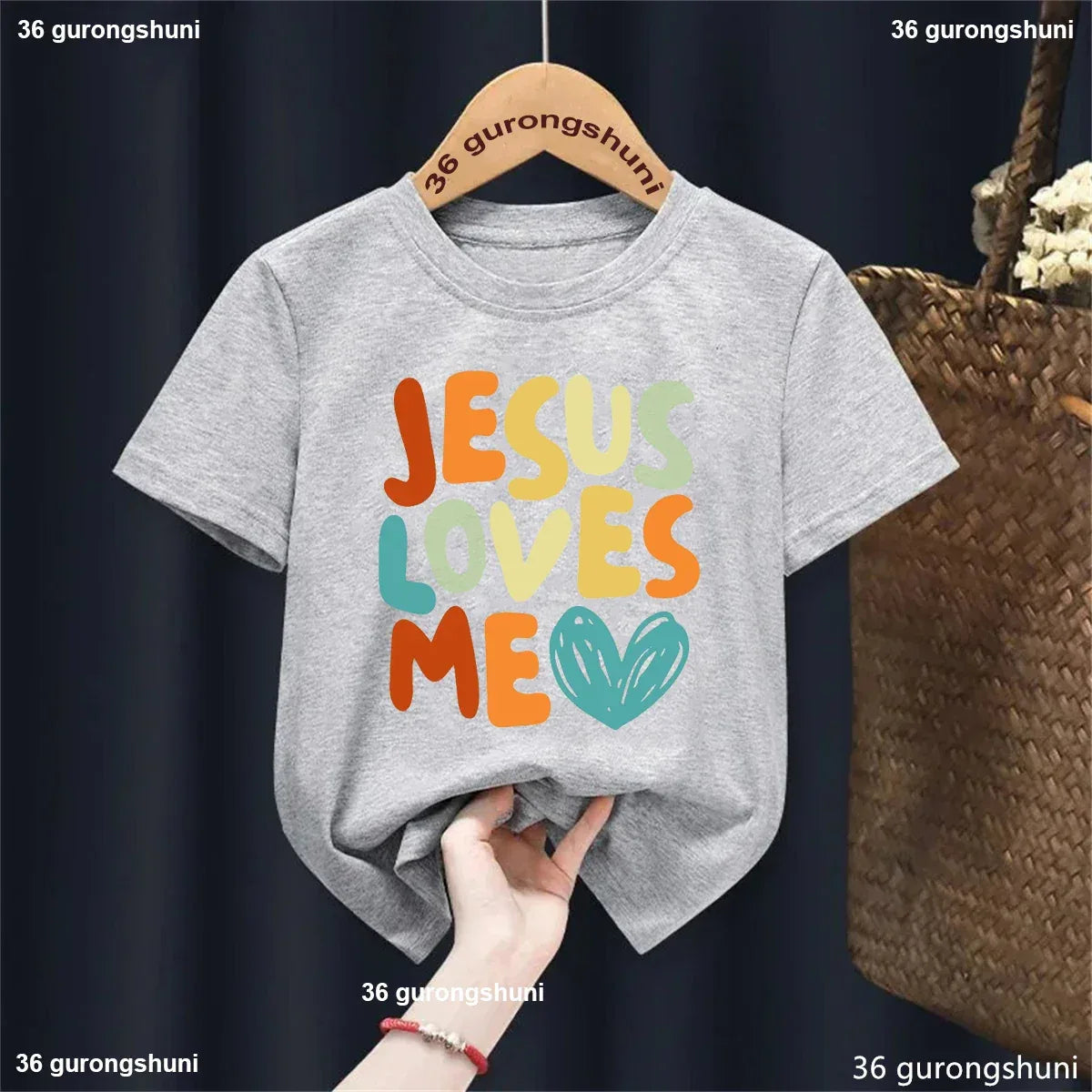 Jesus Loves Me Letter - T-shirt Kids - Messiah Wear